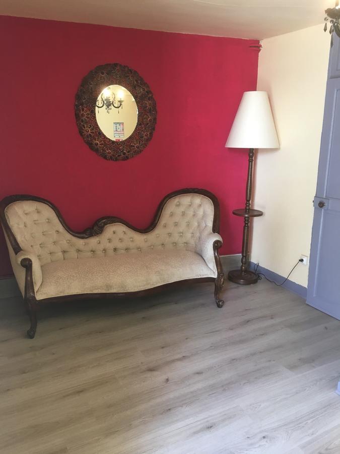 Le Grand-Bourg Allo Allo Bed & Breakfast エクステリア 写真
